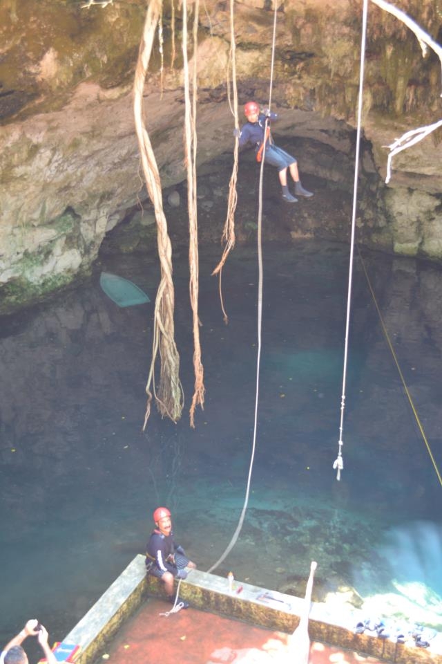  Discesa in corda doppia nel cenote 